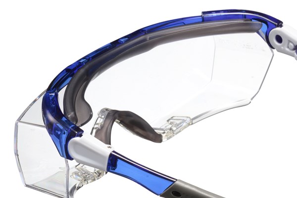 SN-770_保護めがね